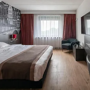 Bastion Waalre Отель