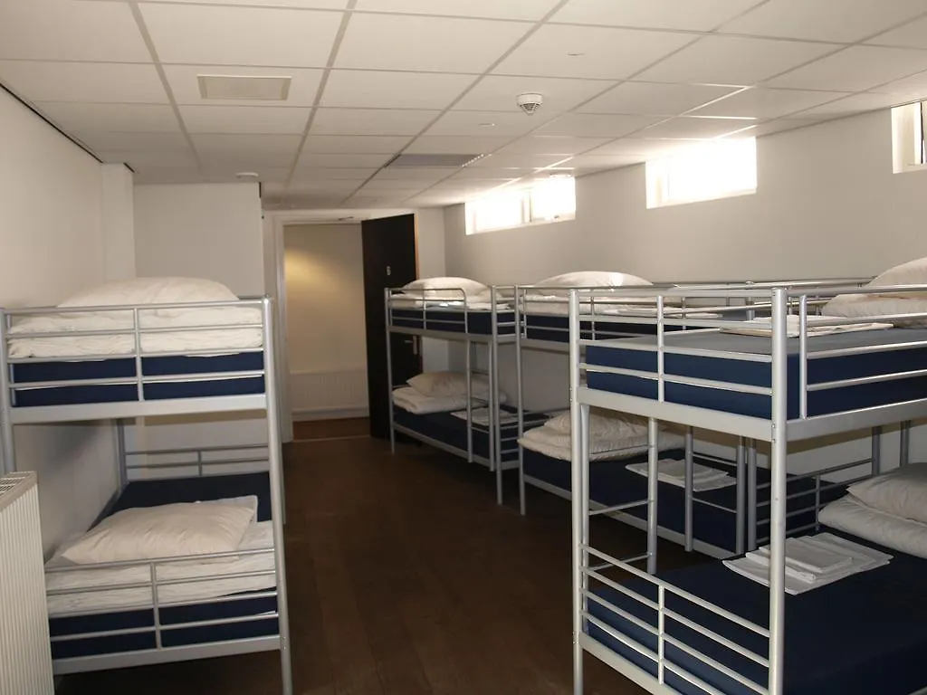 3Be Backpackers Bed & Breakfast アイントホーフェン 0*,